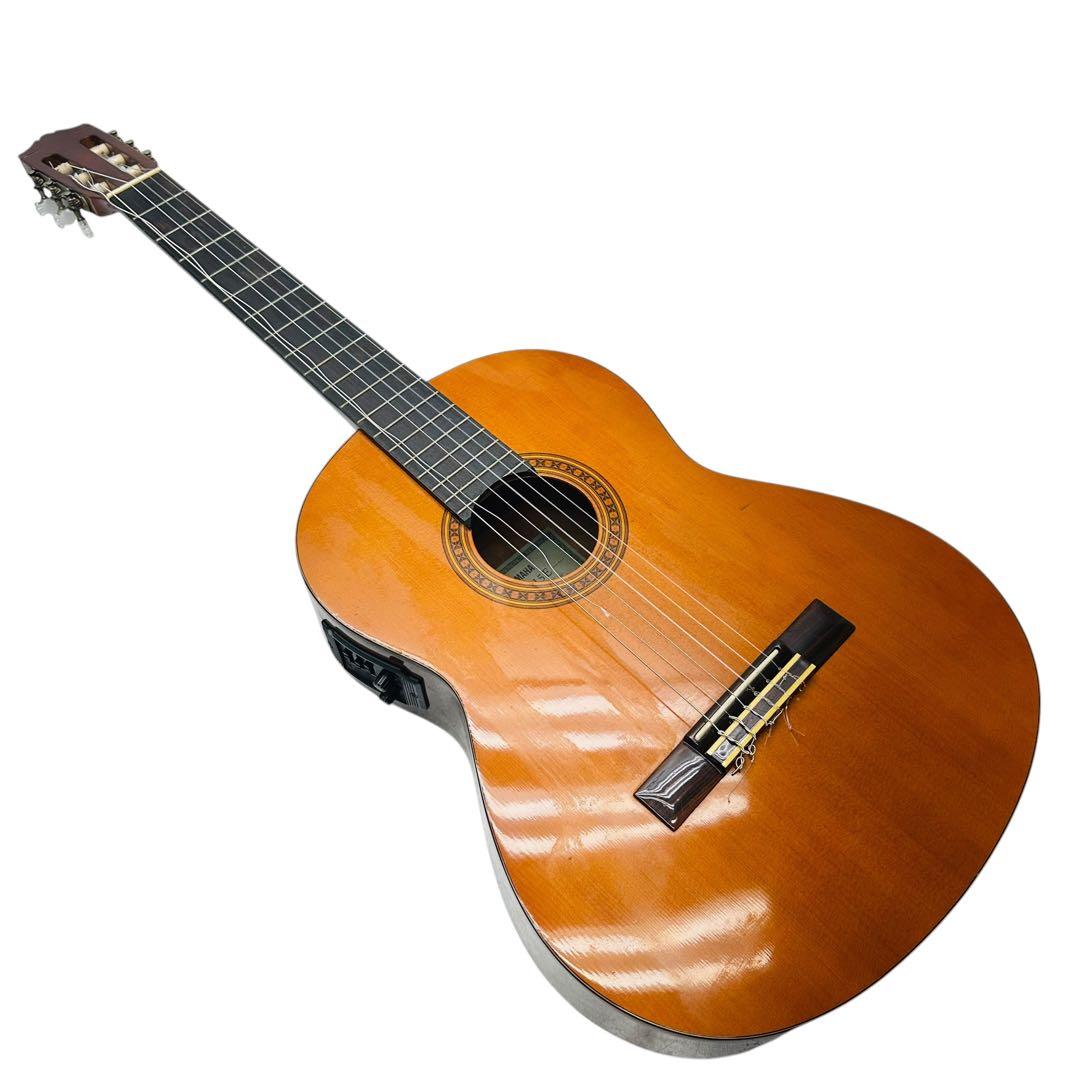 Acoustic Guitar Yamaha Cg-115E