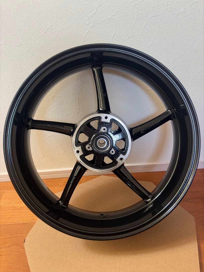 Kn Kikaku Wheel Rcb (Black) Yzf-R