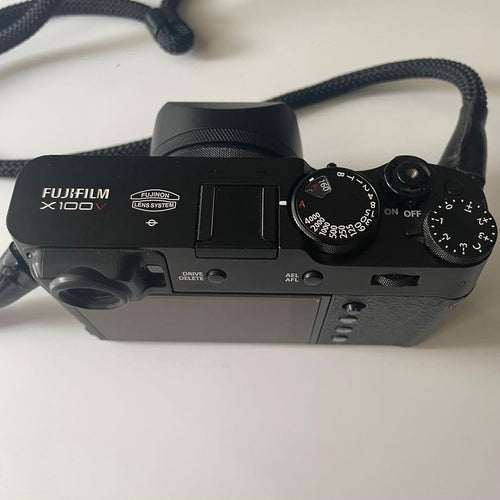 Compact Camera (Film) Fujifilm X100V