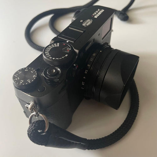 Compact Camera (Film) Fujifilm X100V