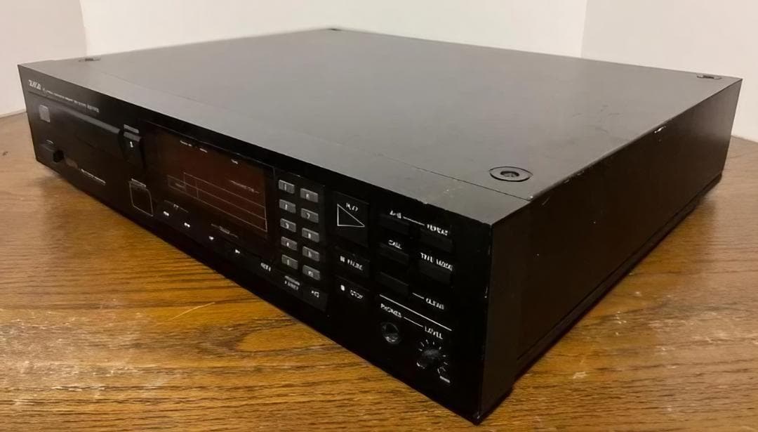 Denon Cd Sacd Players 10 Dcd-1300