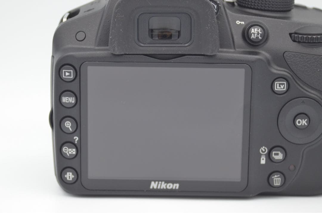Digital Slrs Nikon D3200 Af-S Nikkor 18-70Mm