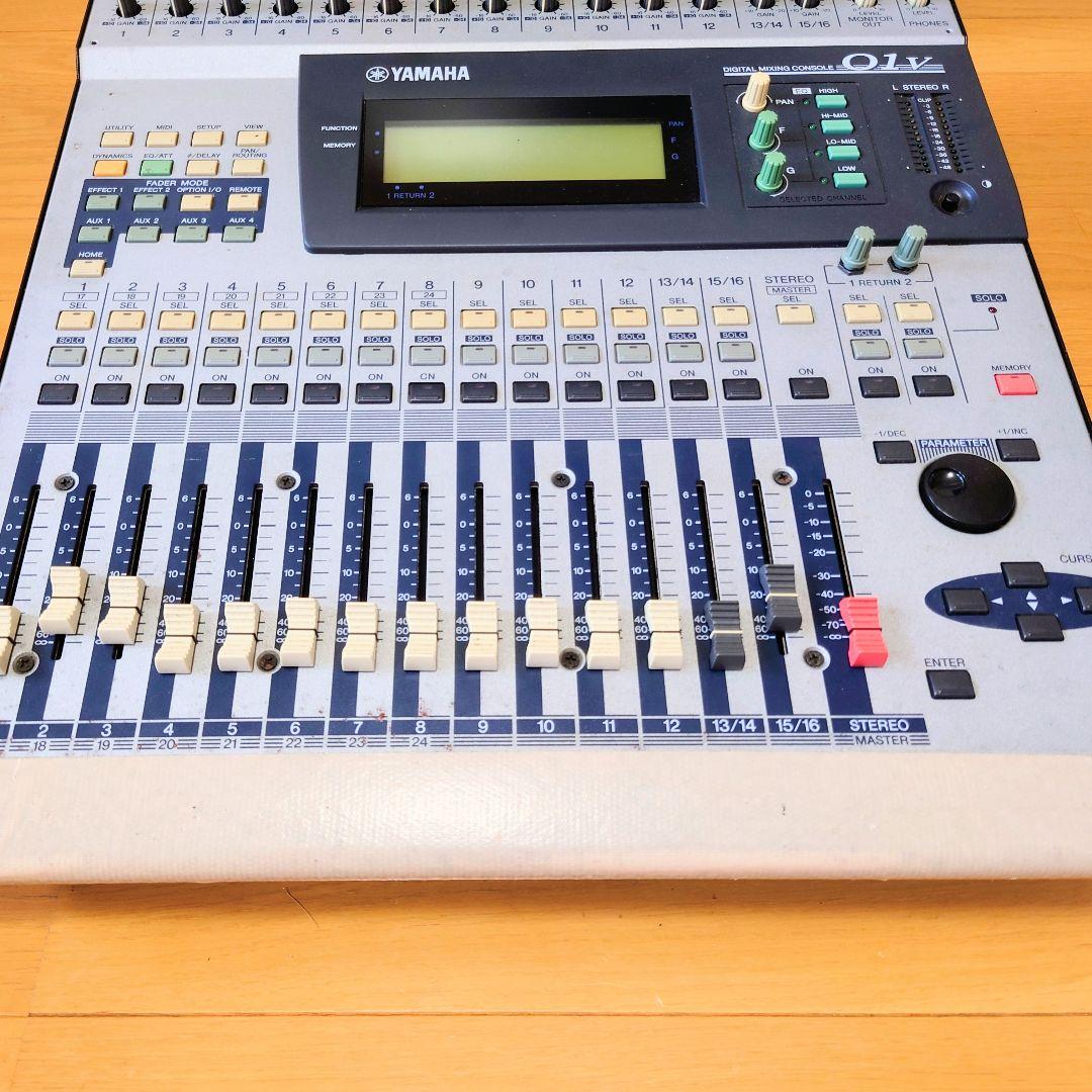 Yamaha Digital Mixers O1V 16Ch