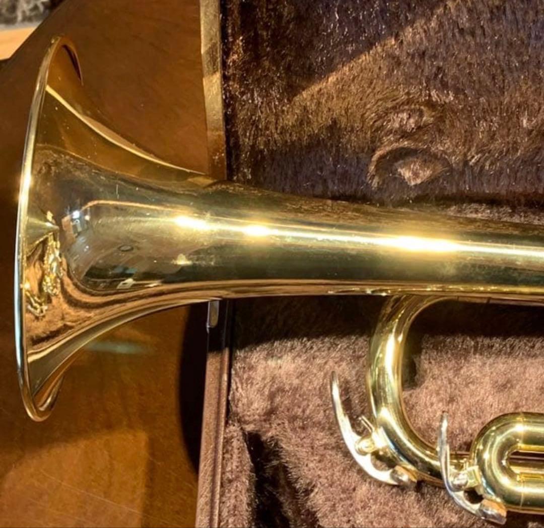 Yamaha Trumpets Ytr2320E