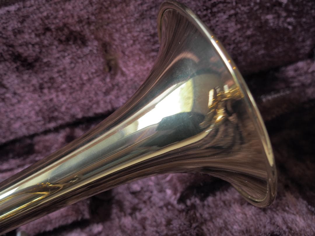 Yamaha Trumpets Ytr-2320E