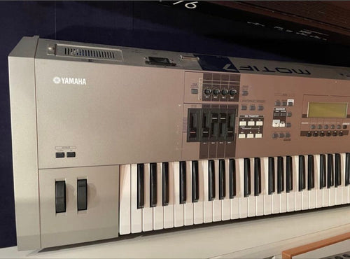 Yamaha Other 2.1 Motif 7 76