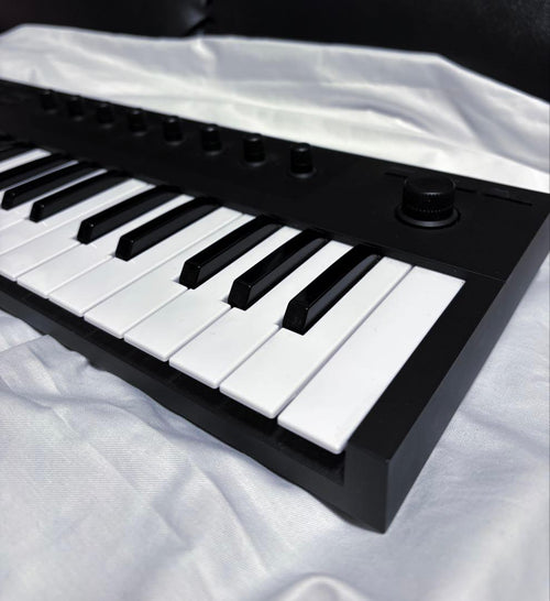Midi Keyboard Pad Komplete Kontrol M32