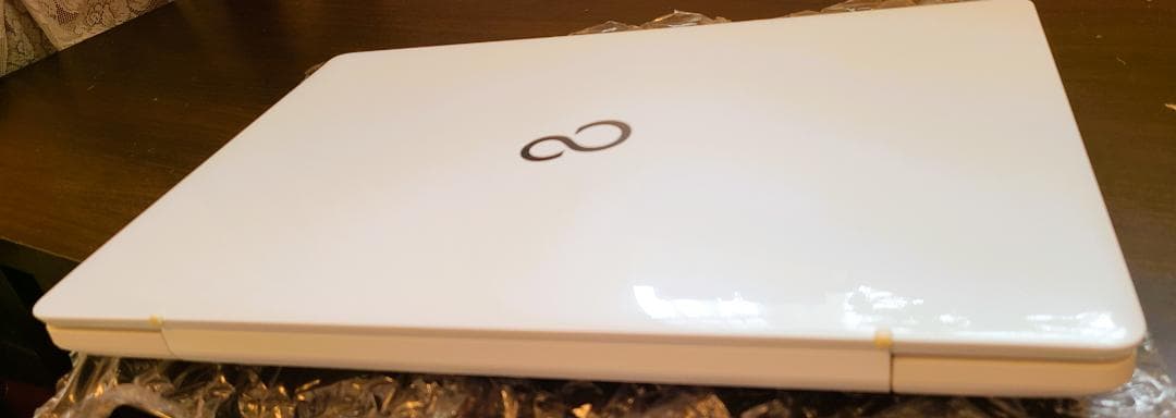 Fujitsu Windows Notebook Body Lifebook 15.6 4 I7 Ssd512Gb
