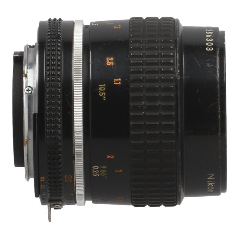 Nikon Video Camera Lens Ai Micro F2.8S C 62