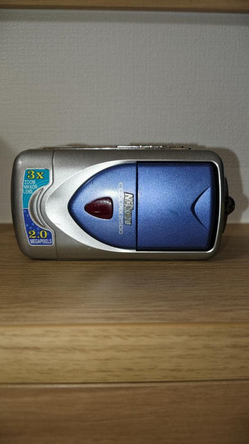 Nikon Compact Digital Camera Coolpix E2500