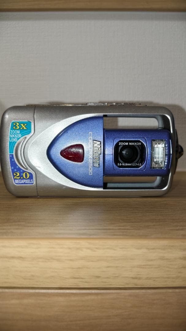 Nikon Compact Digital Camera Coolpix E2500