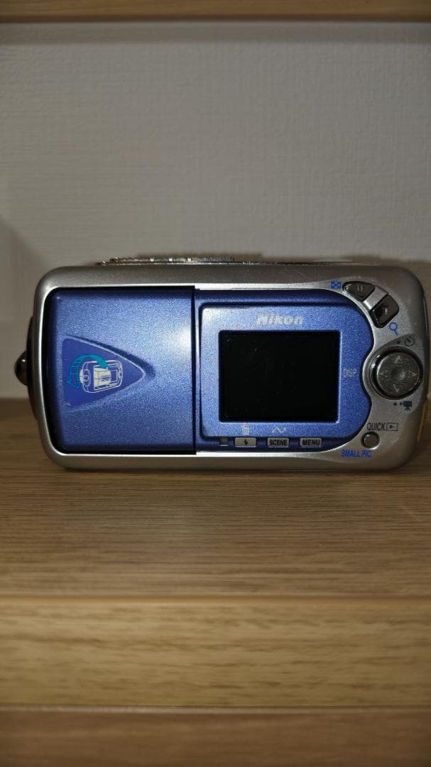 Nikon Compact Digital Camera Coolpix E2500