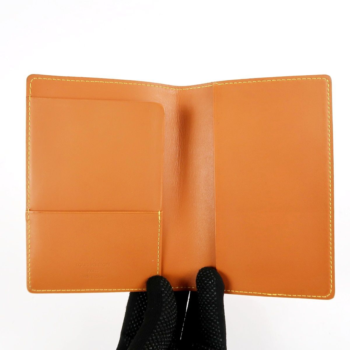 Louis Vuitton Pass Case Periodic Ul38