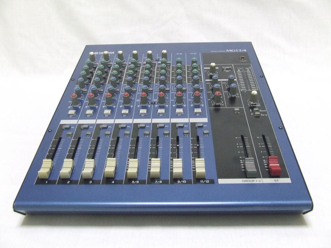 Yamaha Analog Mixer Mg12/4