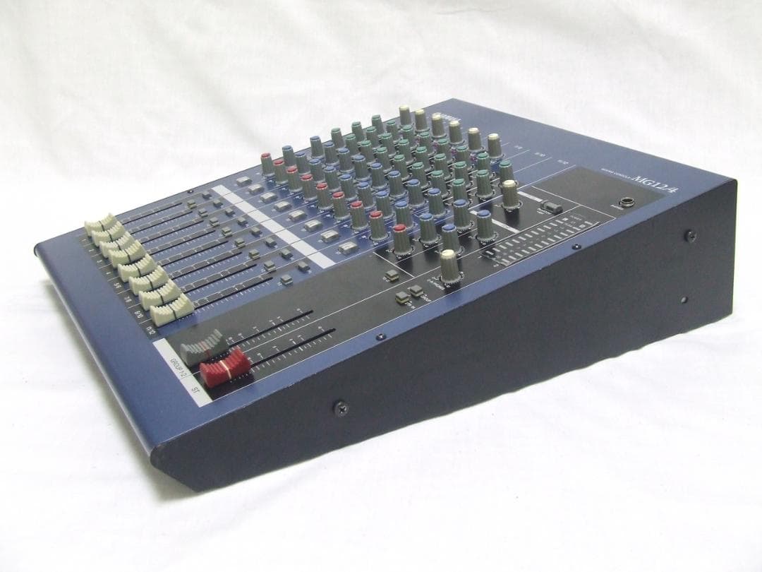 Yamaha Analog Mixer Mg12/4