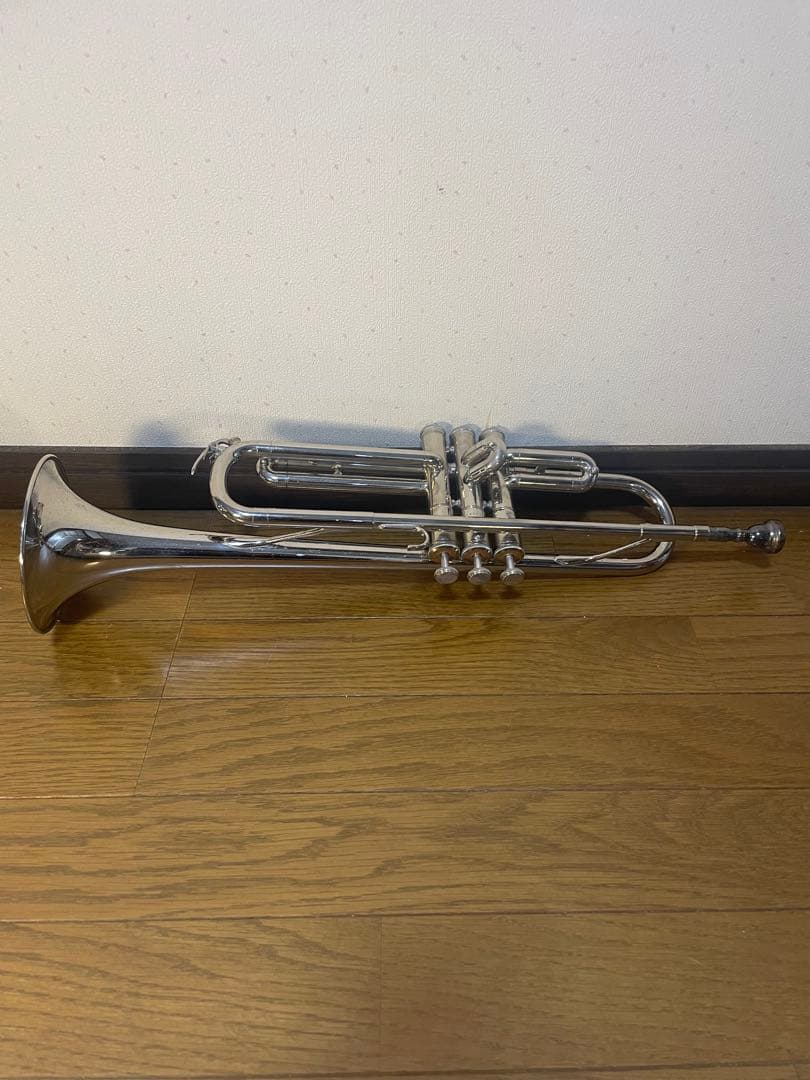 Trumpets Yamaha Ytr-135