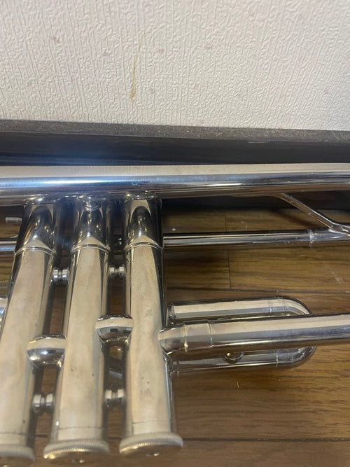 Trumpets Yamaha Ytr-135