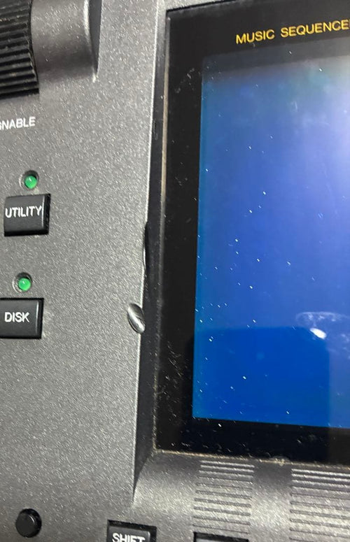 Hardware Instruments Yamaha Qy700