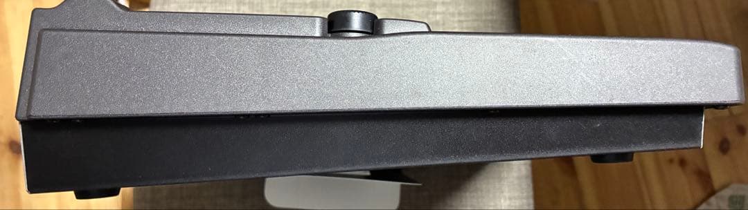 Hardware Instruments Yamaha Qy700