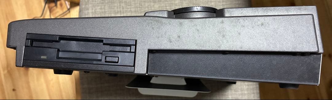 Hardware Instruments Yamaha Qy700