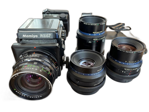Mamiya Large -Size Medium Format Camera (Film) Rz67