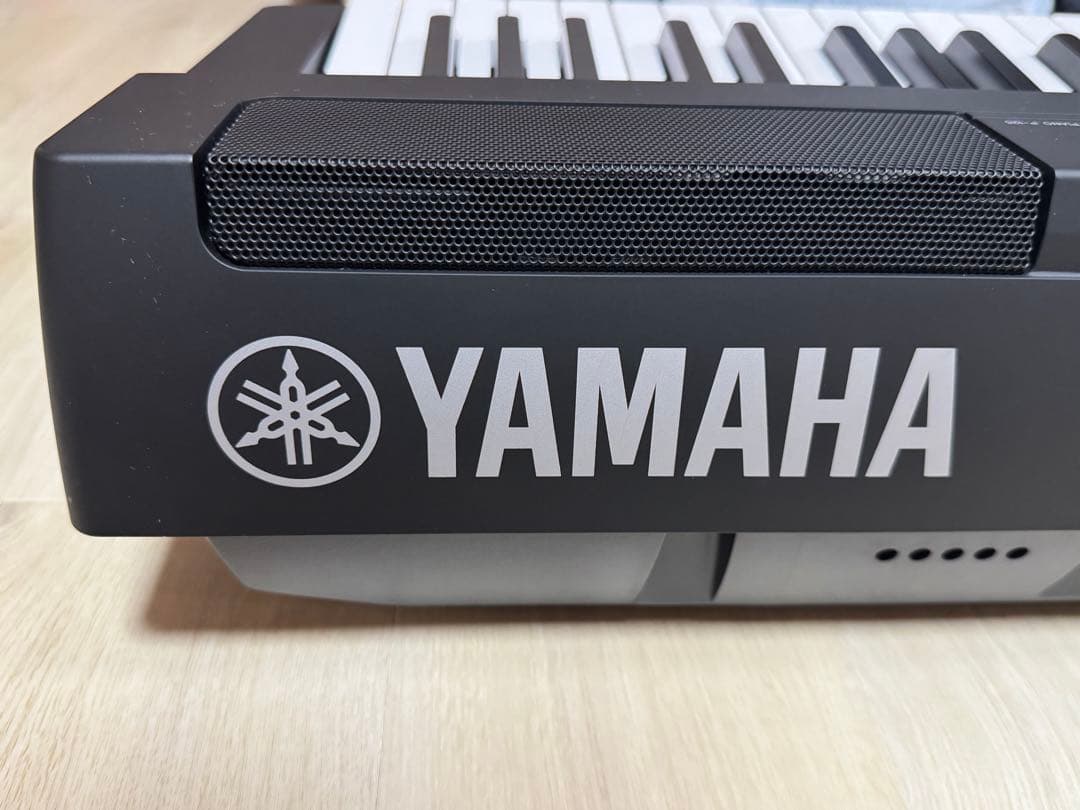 Yamaha Keyboards Digital Pianos P-125B