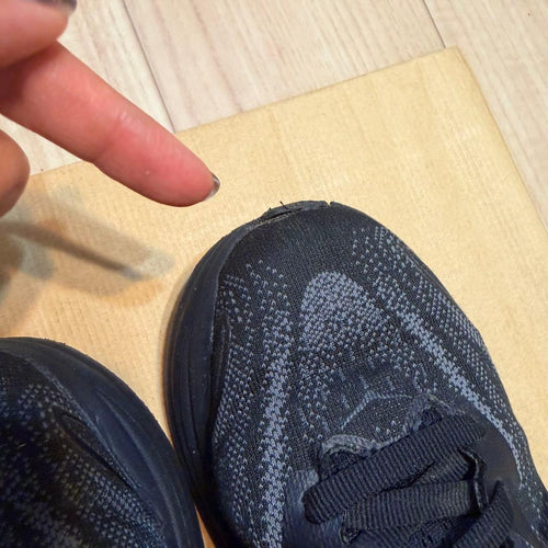 Hoka Oneone Sneakers