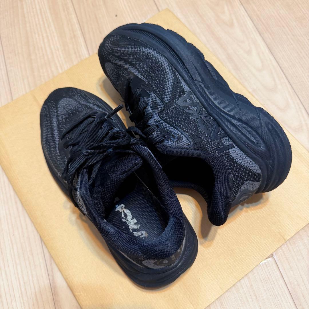 Hoka Oneone Sneakers