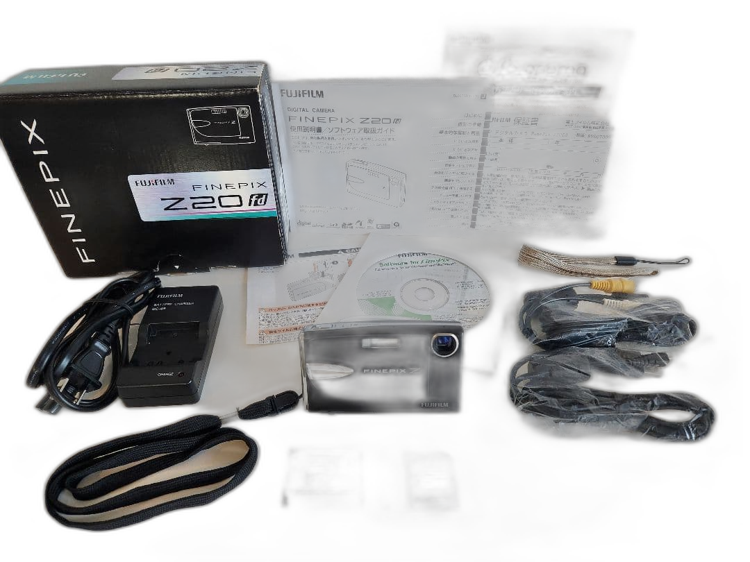 Fujitsu Compact Digital Camera Finepix Z20Fd Sd