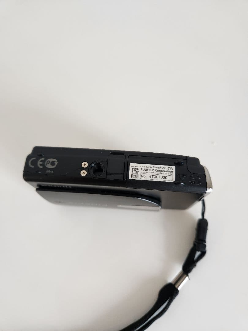Fujitsu Compact Digital Camera Finepix Z20Fd Sd