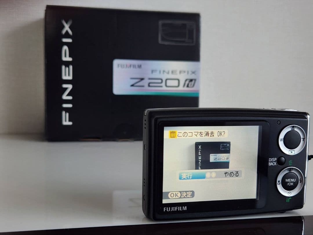 Fujitsu Compact Digital Camera Finepix Z20Fd Sd