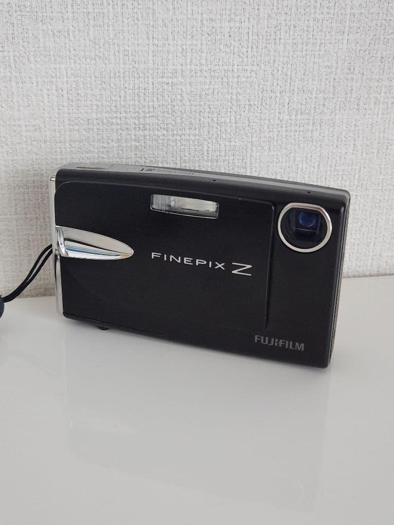 Fujitsu Compact Digital Camera Finepix Z20Fd Sd