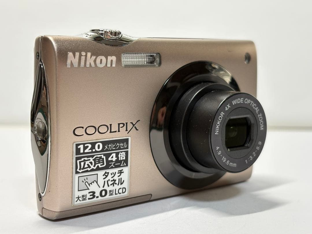 Nikon Compact Digital Camera Coolpix S4000