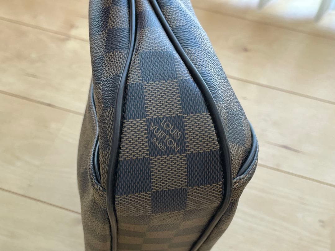 Louis Vuitton Shoulder Bag
