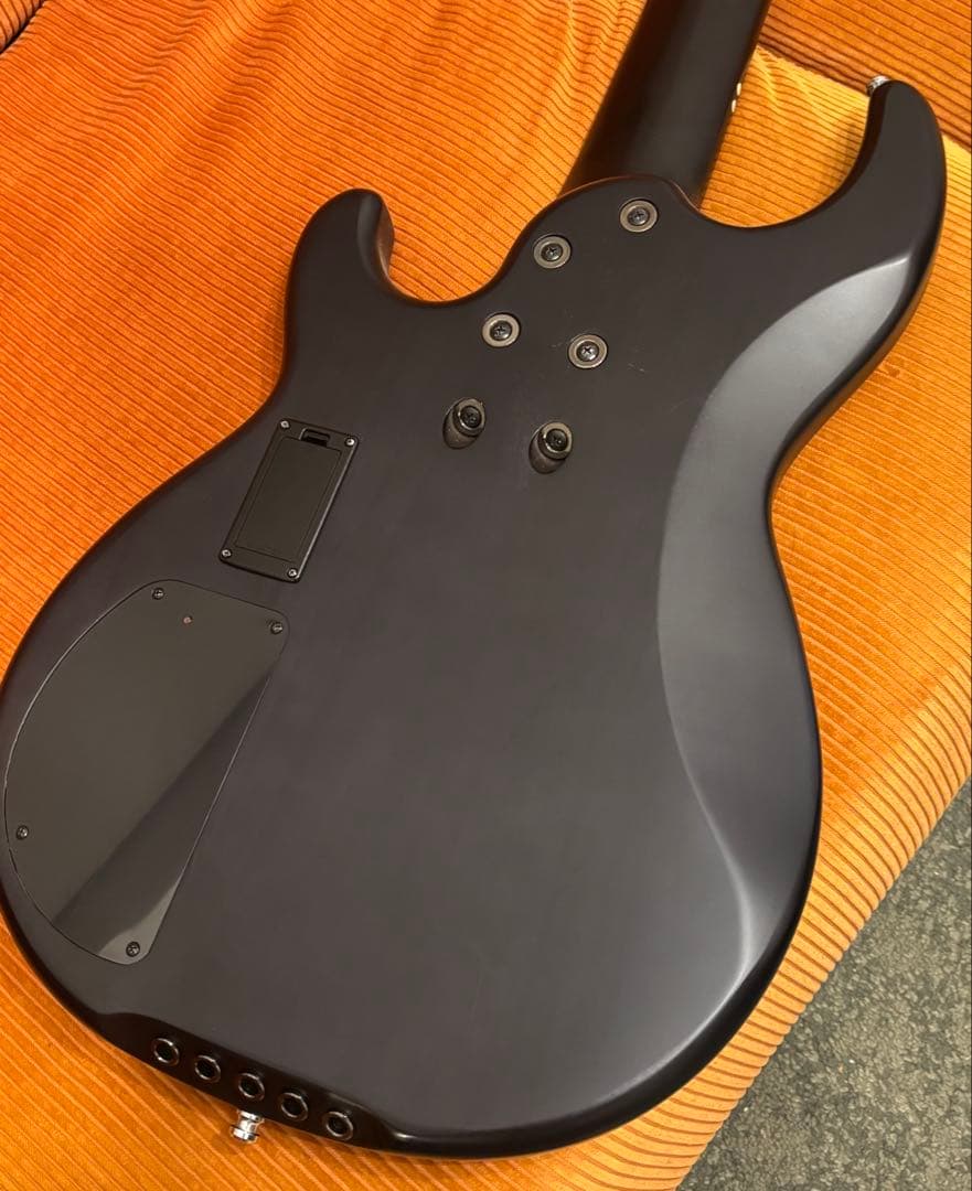 Yamaha Electric Basses Bb735A 5