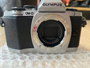 Olympus Mirrorless Interchangeable Lips Om-D -M10