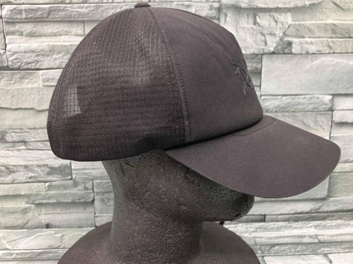 Others Arc Teryx Bird Trucker Curved