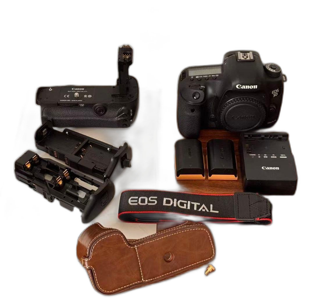 Digital Slr Canon Eos 5D Mark Iii 5D3+