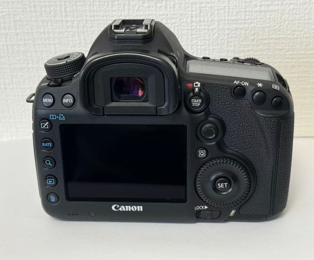 Digital Slr Canon Eos 5D Mark Iii 5D3+