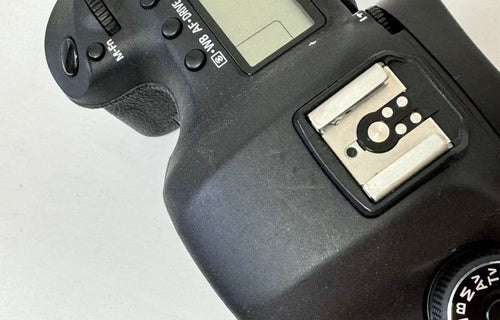 Digital Slr Canon Eos 5D Mark Iii 5D3+