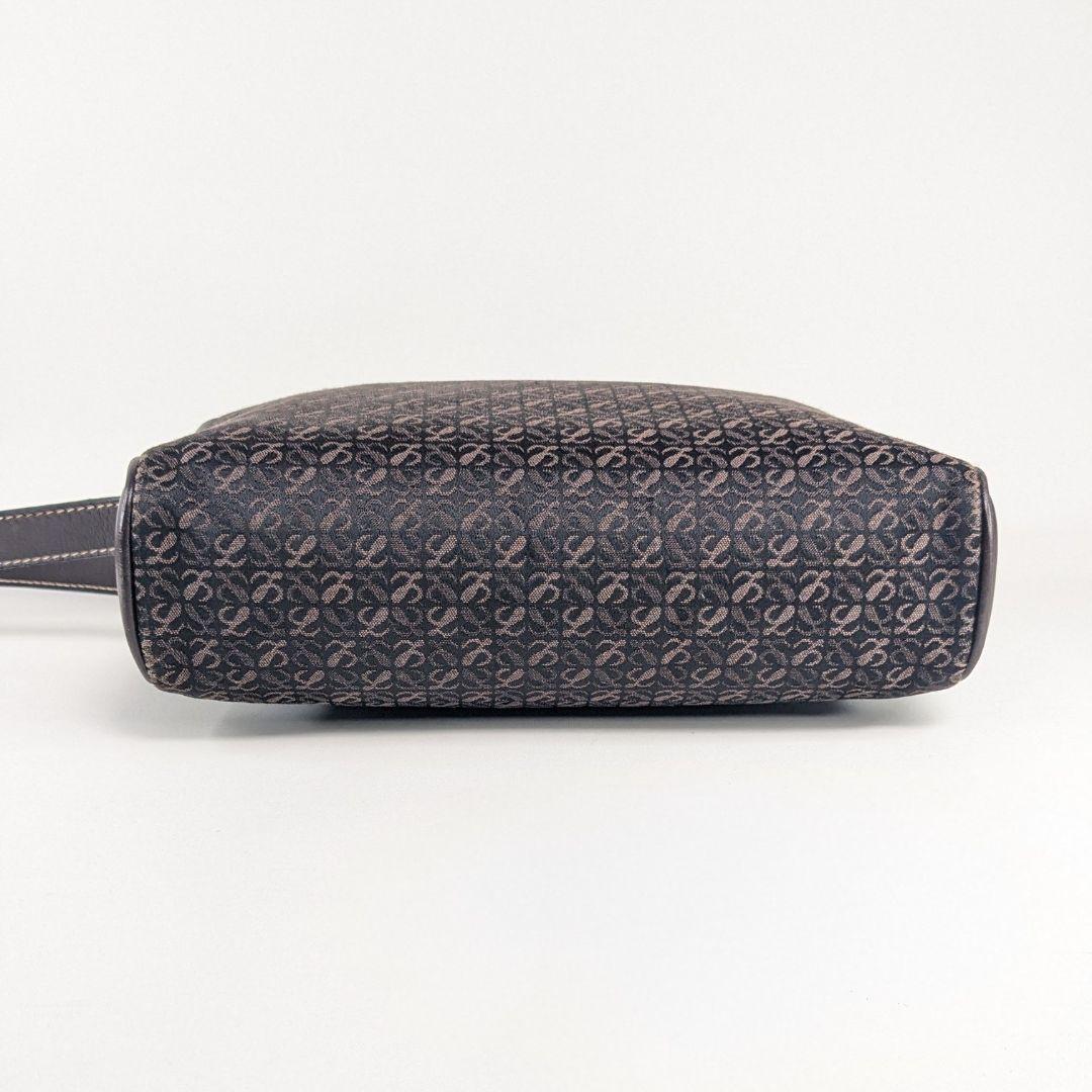 Loewe Shoulder Bags