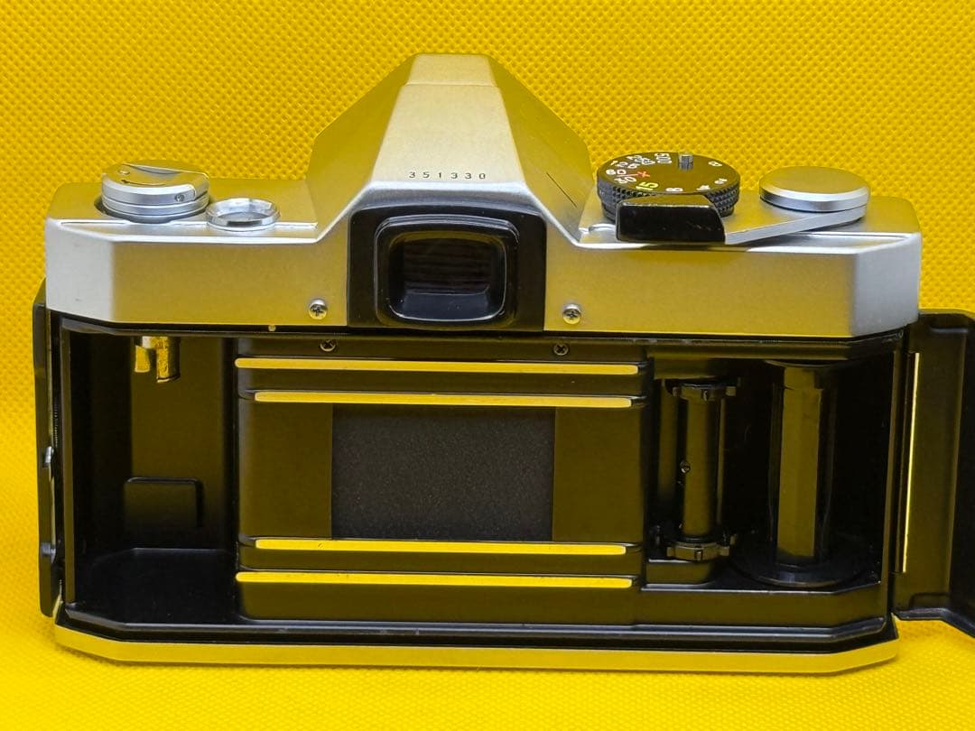 Slr Camera (Film) Revue V6 35Mmf2.8