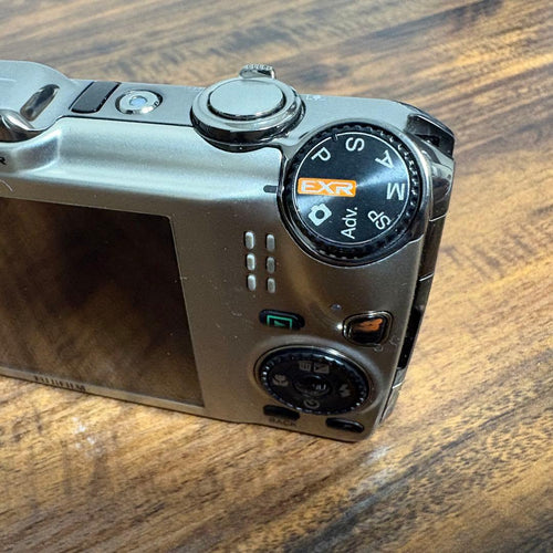 Fujifilm Compact Digital Camera Finepix F600Exr