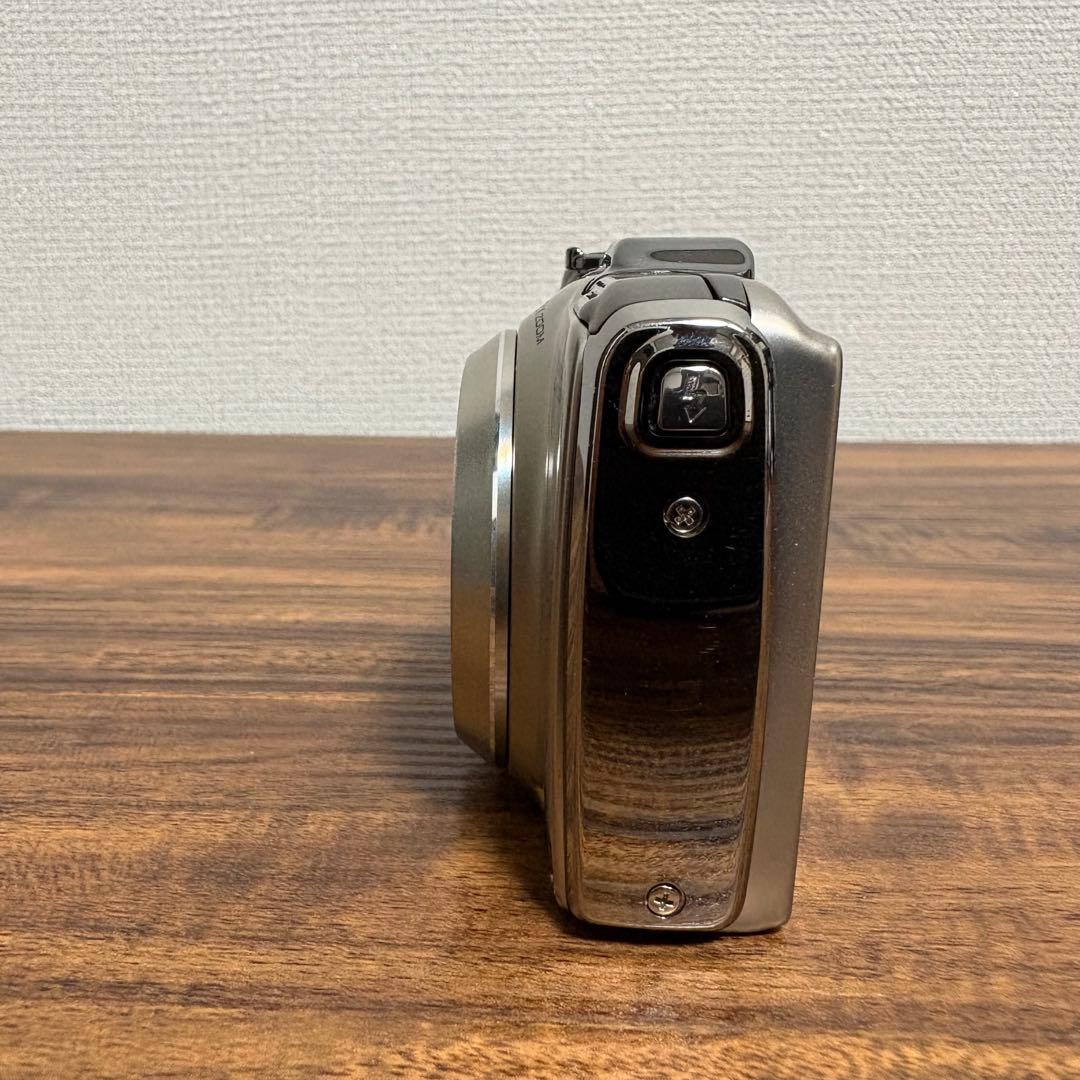 Fujifilm Compact Digital Camera Finepix F600Exr