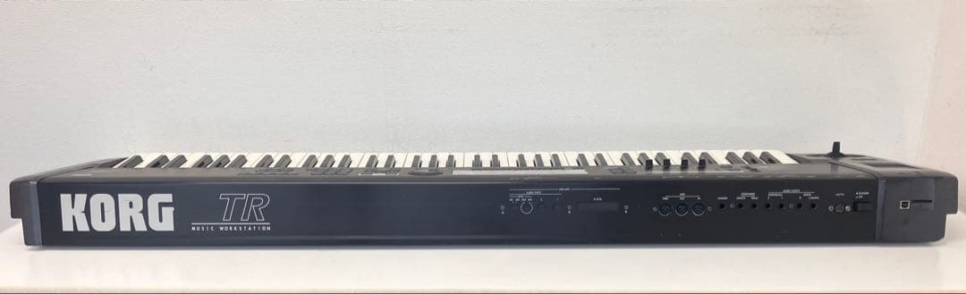 Korg Keyboards Digital Pianos Tr76 76
