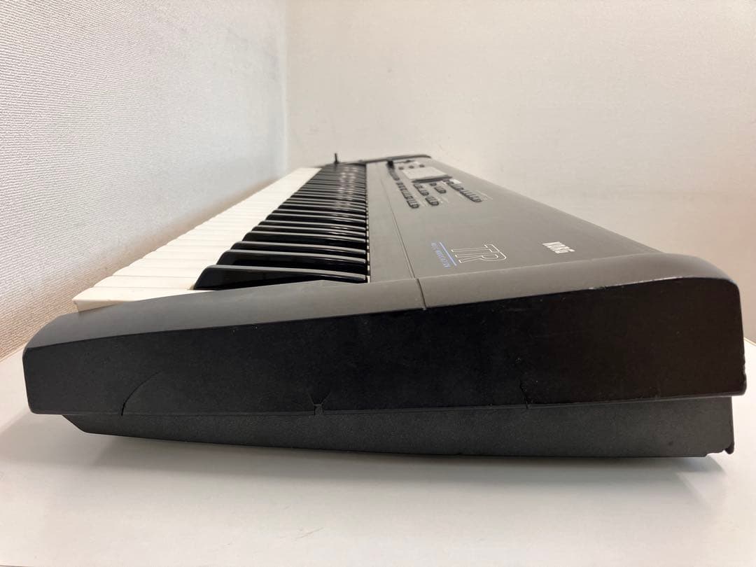 Korg Keyboards Digital Pianos Tr76 76