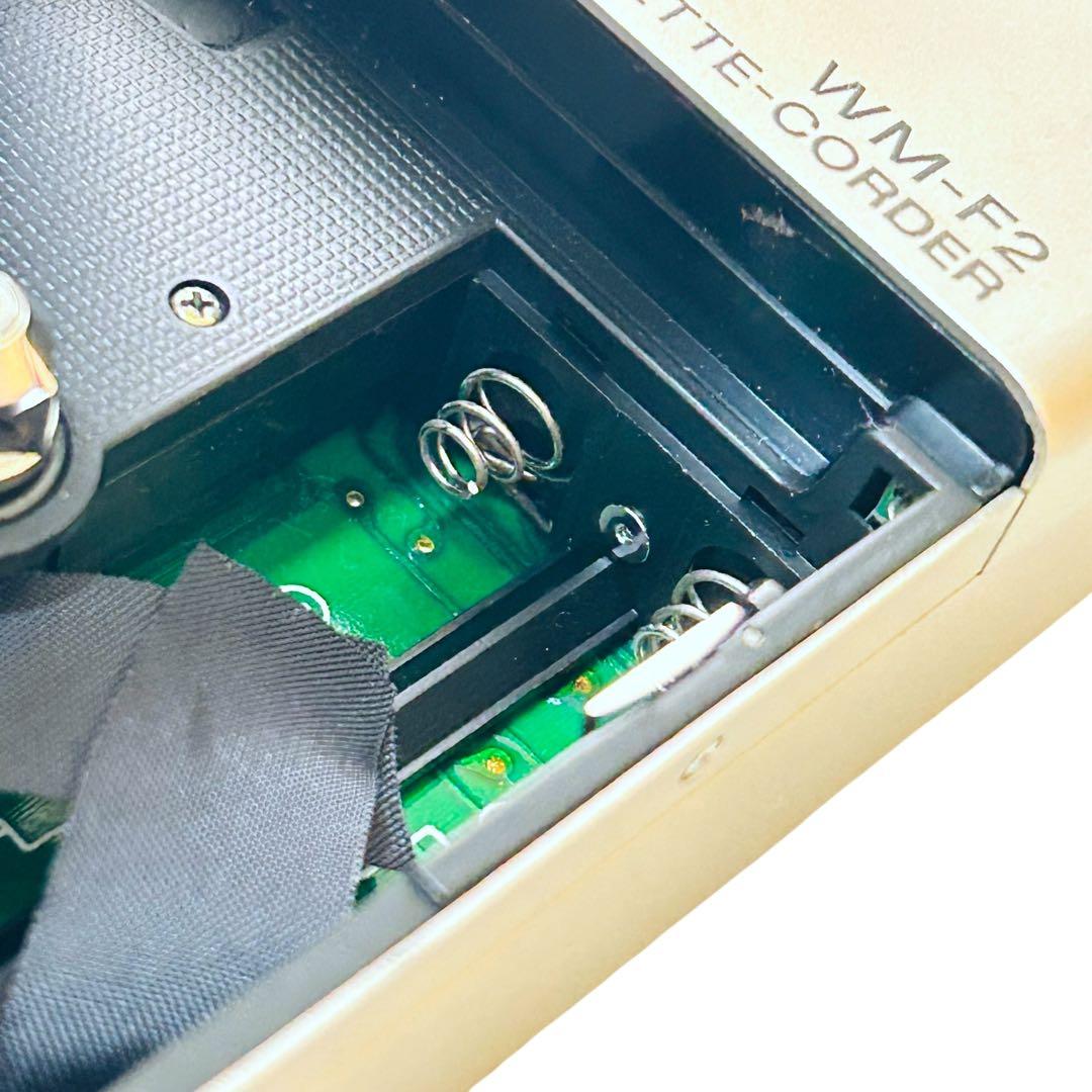 Sony Cassette Player Walkman F2 Wm-F2