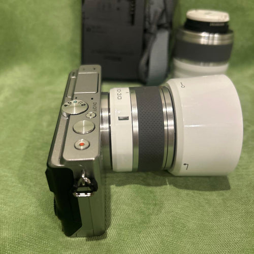 Mirrorless Interchangeable Lens Cameras Nikon 1 J4