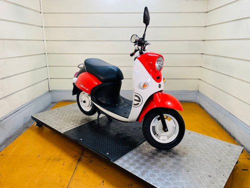 Yamaha Motorcycle Frames 3278Km E-Vino Ev Sy11J