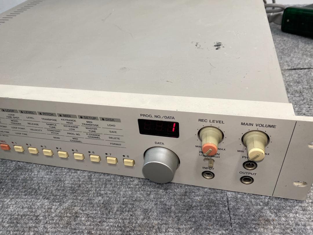 Samplers Akai S01